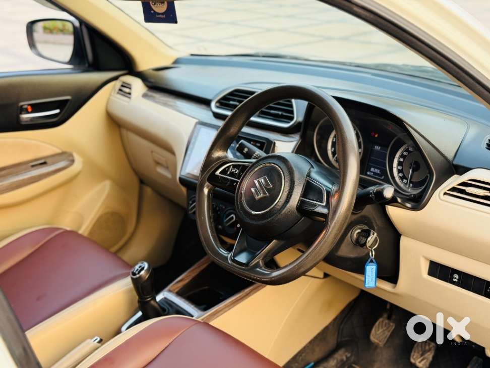 Maruti Suzuki Dzire Vxi Ags, 2022, Petrol