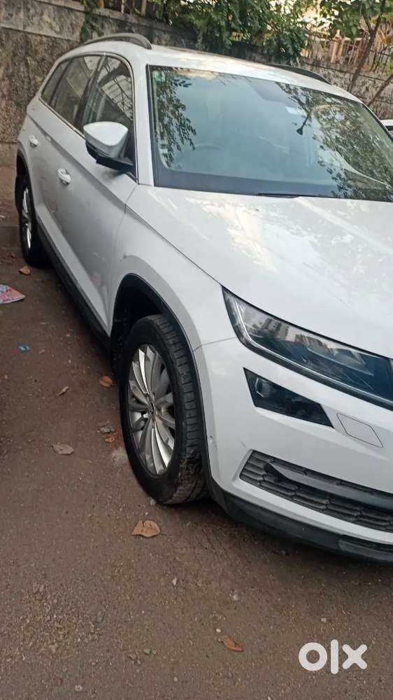 New Tyres Pearl White Sunroof Diesel Auto