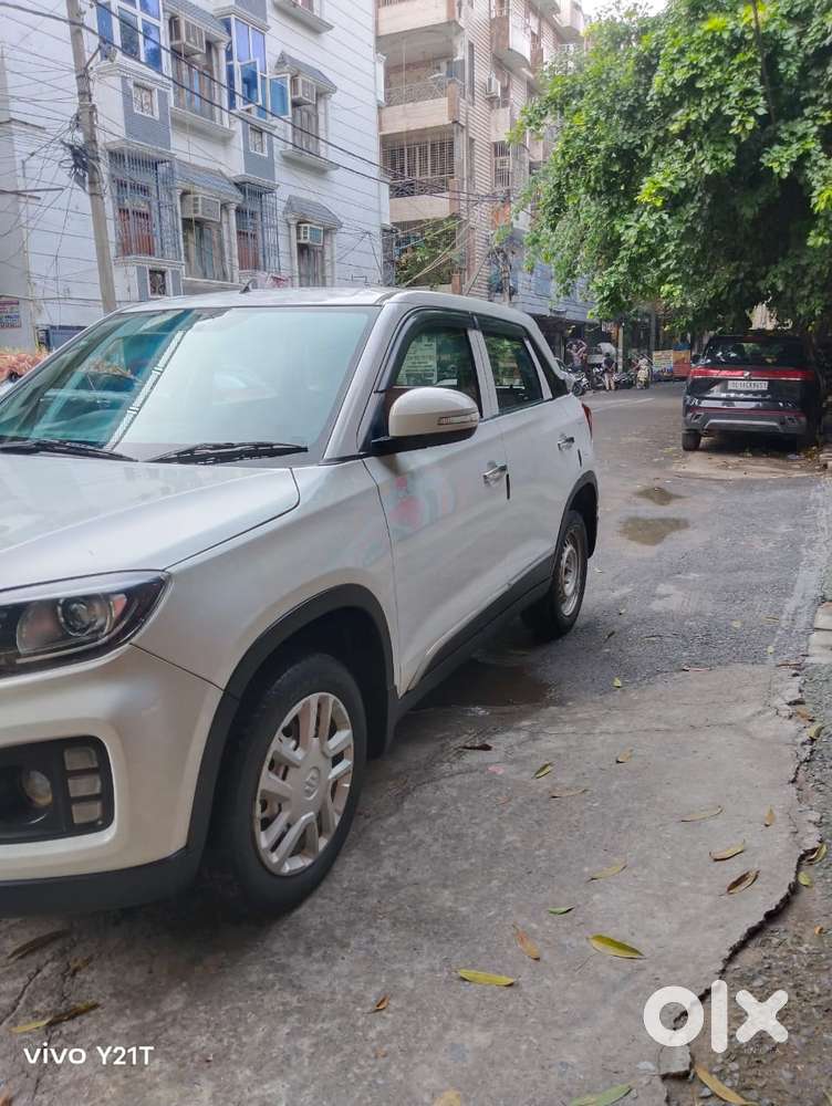 Maruti Suzuki Brezza 1.5 Lxi Smart Hybrid, 2021, Petrol