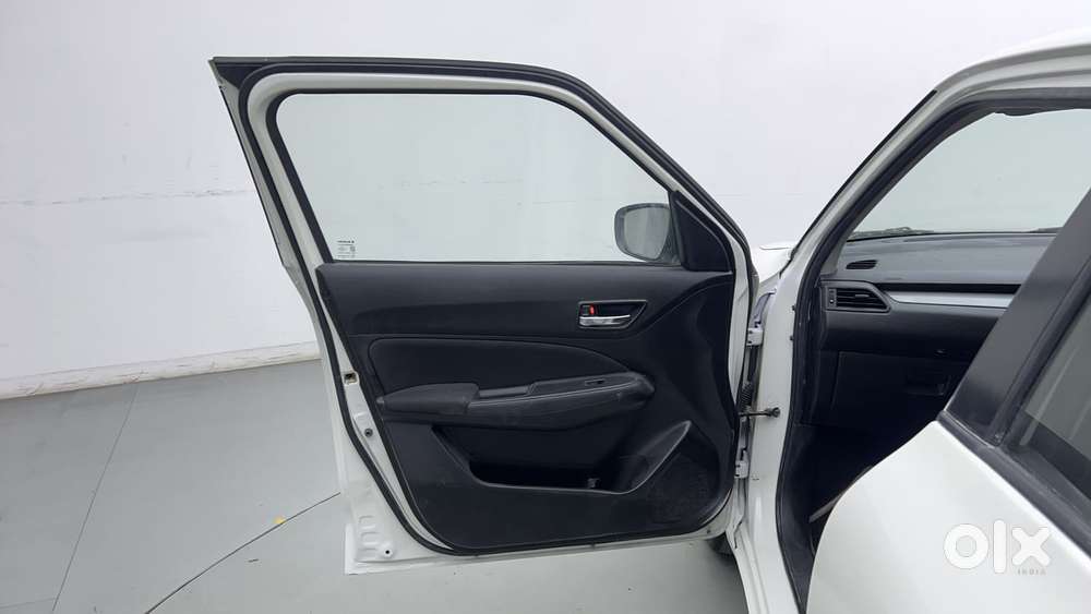 Maruti Suzuki Swift Vvt Vxi, 2018, Petrol