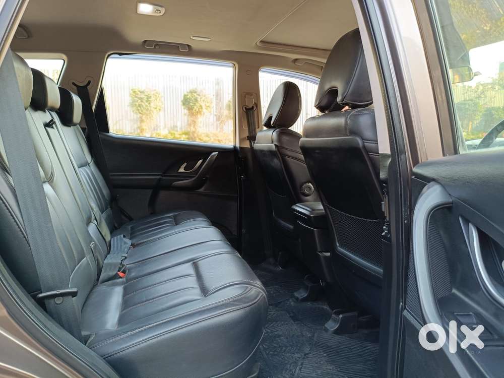 Mahindra Xuv500 W10 At, 2017, Diesel