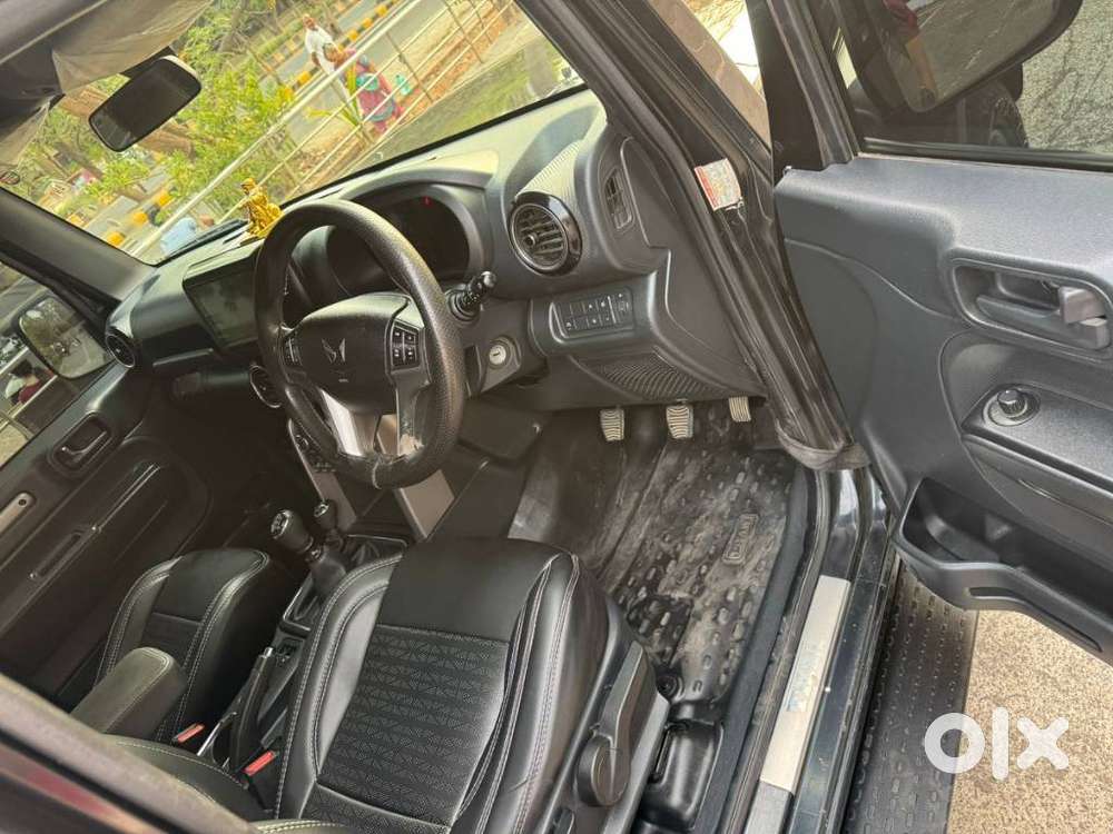 Mahindra Thar Lx 4-str Convertible Mt, 2023, Diesel
