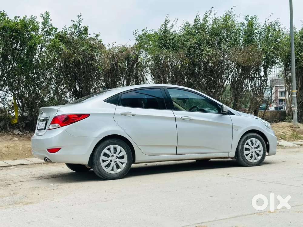 Hyundai Verna Vtvt 1.6 Sx, 2013, Petrol