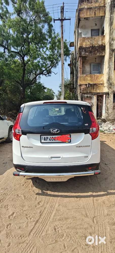 Mahindra Marazzo 2025 Diesel 5000 Km Driven