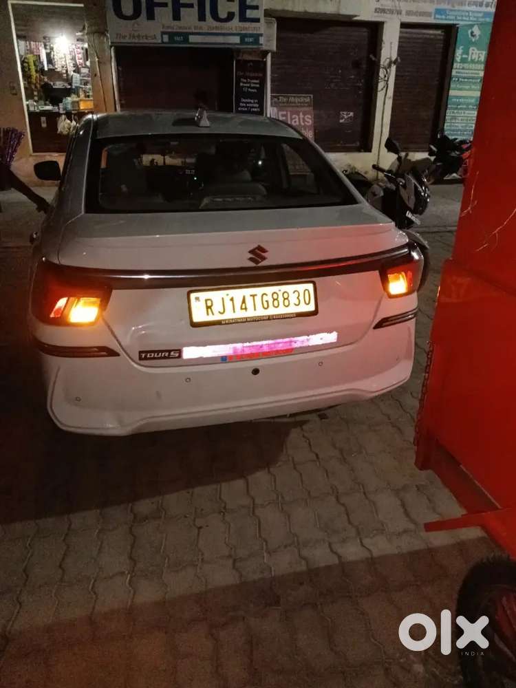 Maruti Suzuki Dzire 2025 Cng & Hybrids 24000 Km Driven