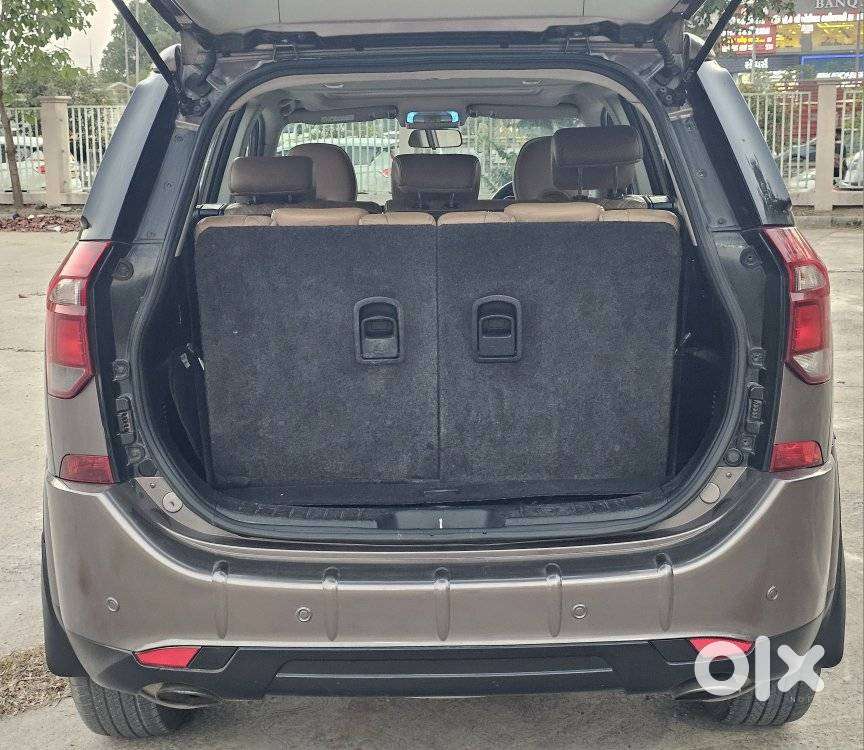 Mahindra Xuv500 W11 At, 2018, Diesel