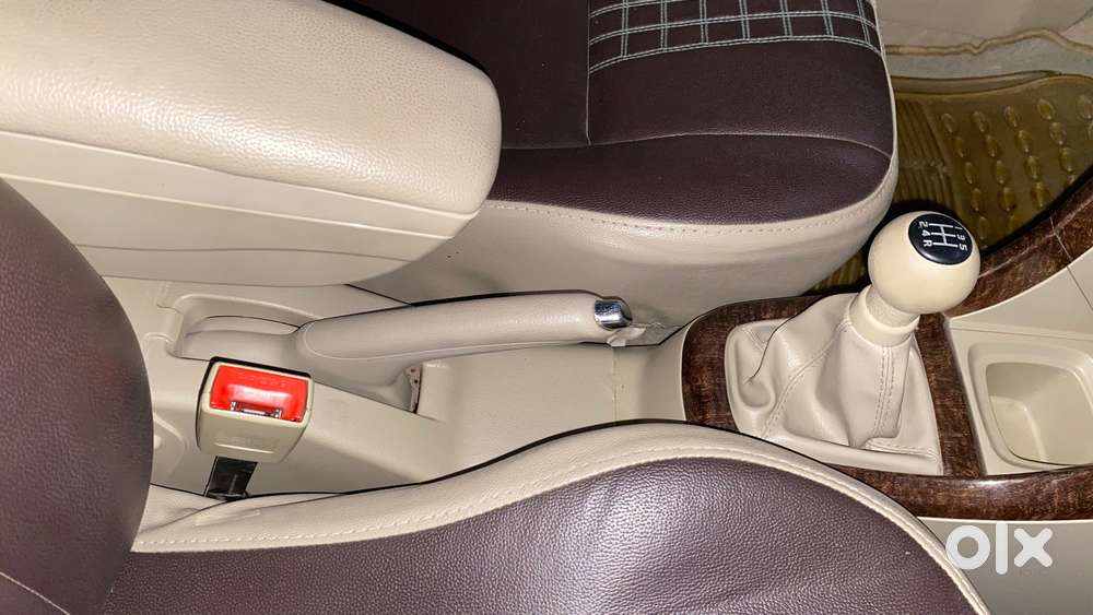 Maruti Suzuki Swift Dzire 1.2 Vxi Bsiv, 2017, Petrol