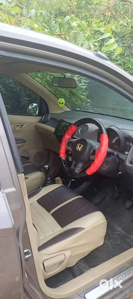 Honda Brio Mt 2012