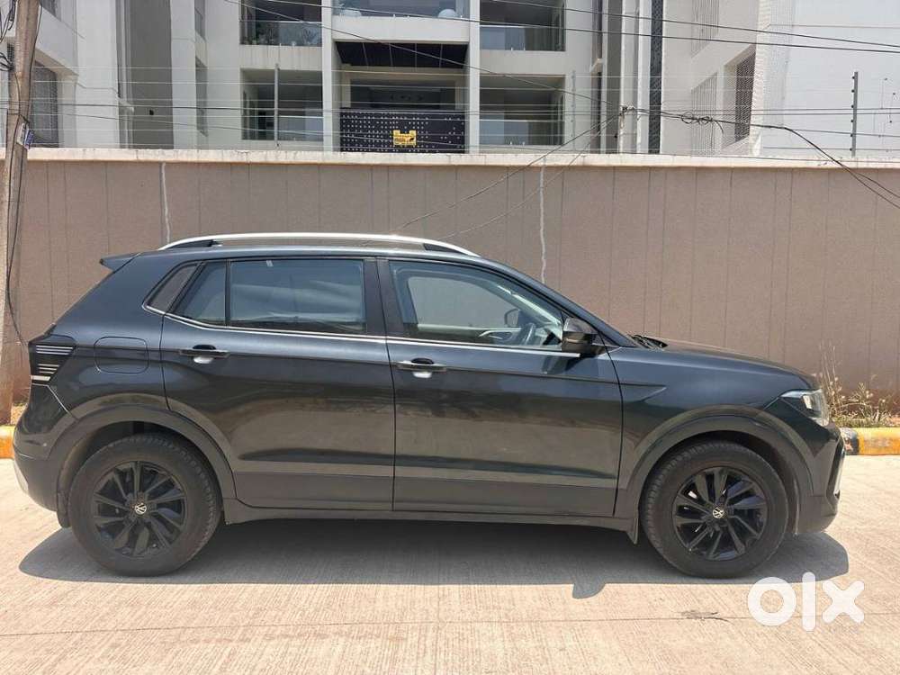 Volkswagen Taigun 1.0 Tsi Highline At, 2022, Petrol