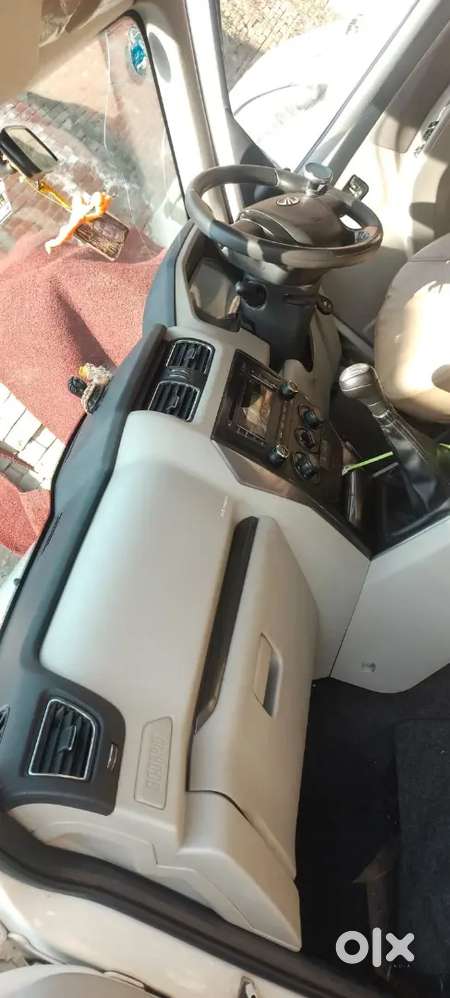 Mahindra Scorpio S6 Plus 2016
