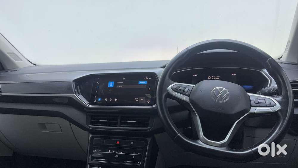 Volkswagen Taigun Topline 1.0 Tsi Mt (electric Seats), 2022, Petrol