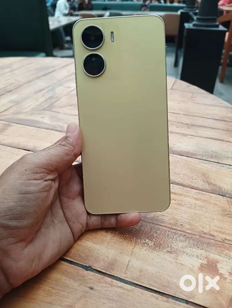 Y 16 6 RAM 64 GB Android version 12