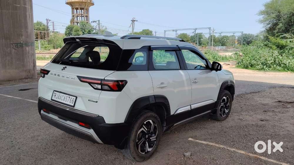 Maruti Suzuki Brezza Zxi Plus At, 2022, Petrol