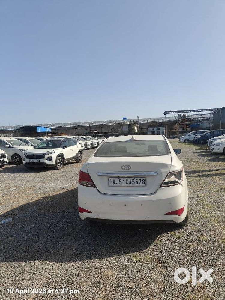 Hyundai Verna Crdi 1.6 At Ex, 2016, Diesel