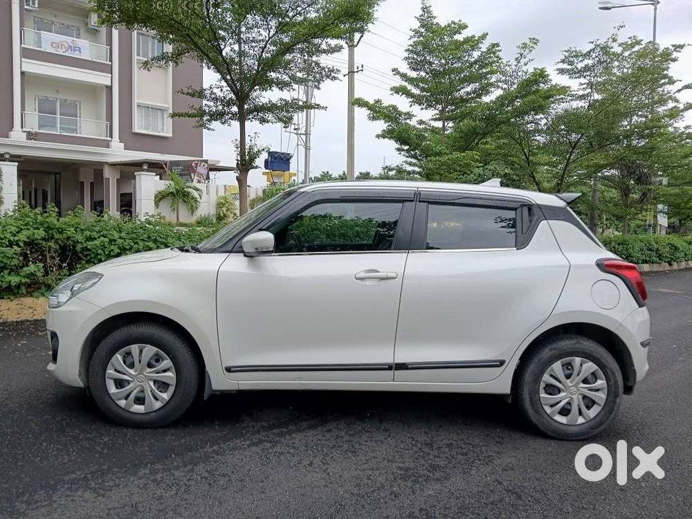 Maruti Suzuki Swift Amt Vxi, 2020, Petrol