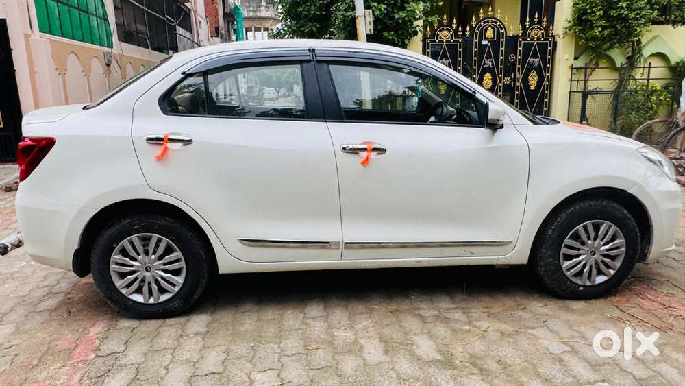 Maruti Suzuki Dzire 1.2 Vxi Cng, 2022, Petrol
