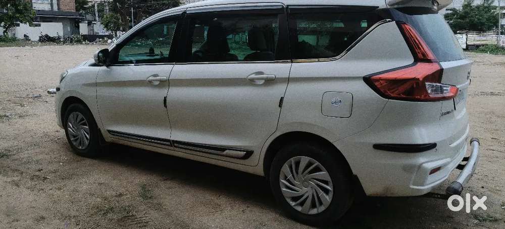 Maruti Suzuki Ertiga 2022 Cng & Hybrids 95000 Km