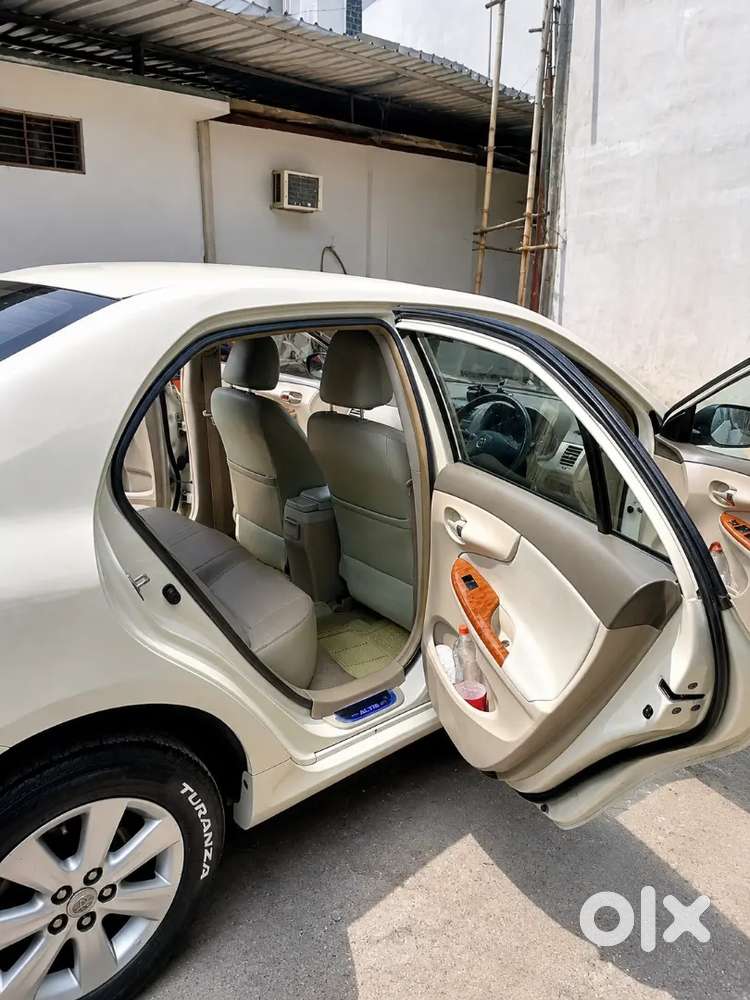 Toyota Corolla Altis 2009