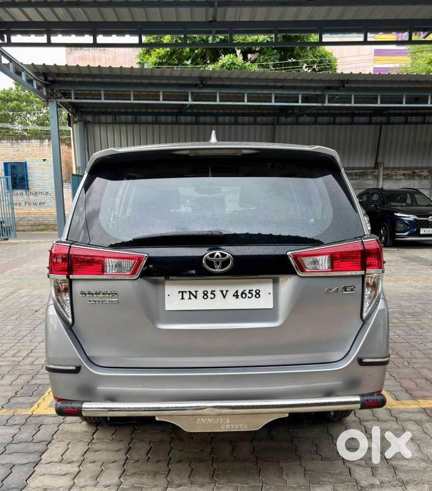 Toyota Innova Crysta [2020-ongoing] 2.4 Gx 8 Str, 2024, Diesel