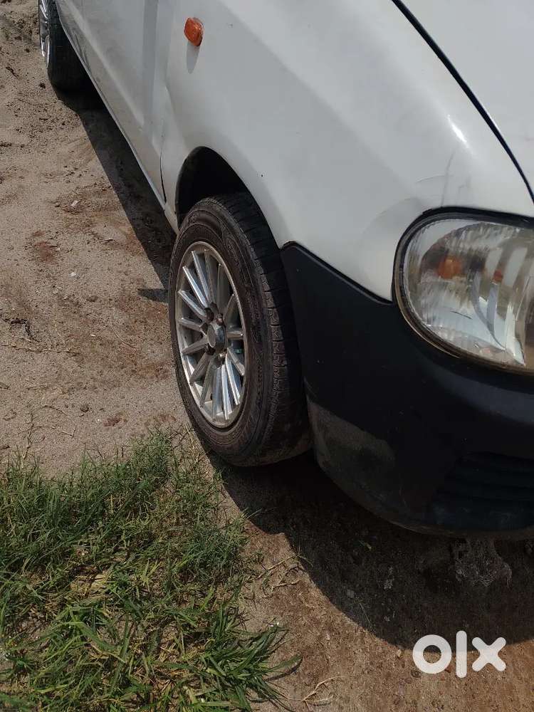 Maruti Suzuki 800 2010     ( 2031 Tak Paas)