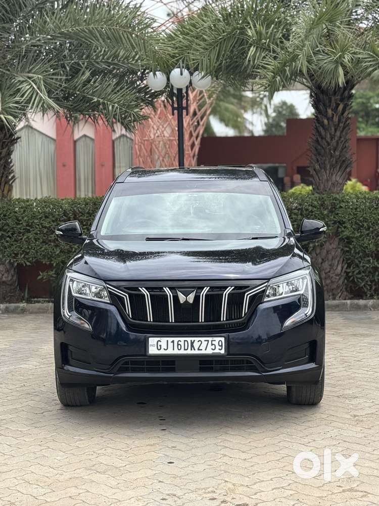 Mahindra Xuv700 2.2 Mx Diesel Mt 5 Str, 2023, Diesel