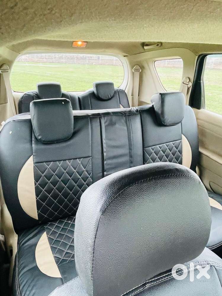 Maruti Suzuki Ertiga Vxi At, 2018, Petrol