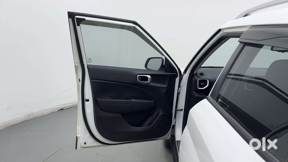 Hyundai Venue Sx Plus Turbo Dct, 2020, Petrol