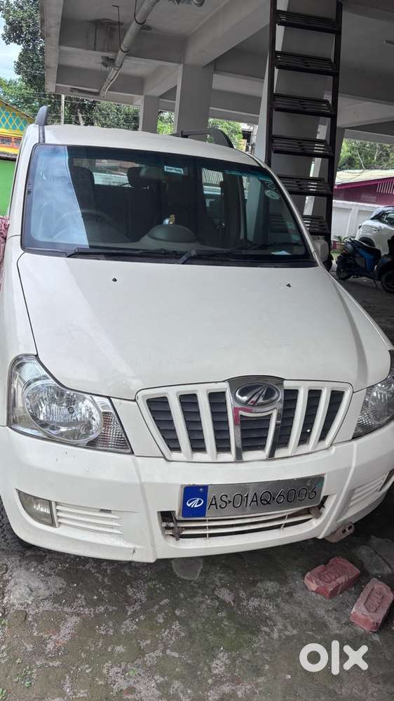 Mahindra Xylo 2010
