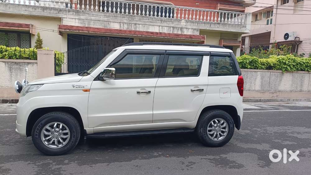 Mahindra TUV 300 mHAWK100 T8, 2016, Diesel