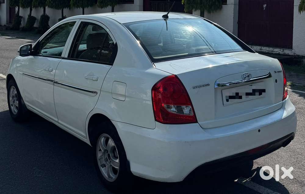 Hyundai Verna Petrol 1.6 Cc 1st Owner 2031 Paper Valid