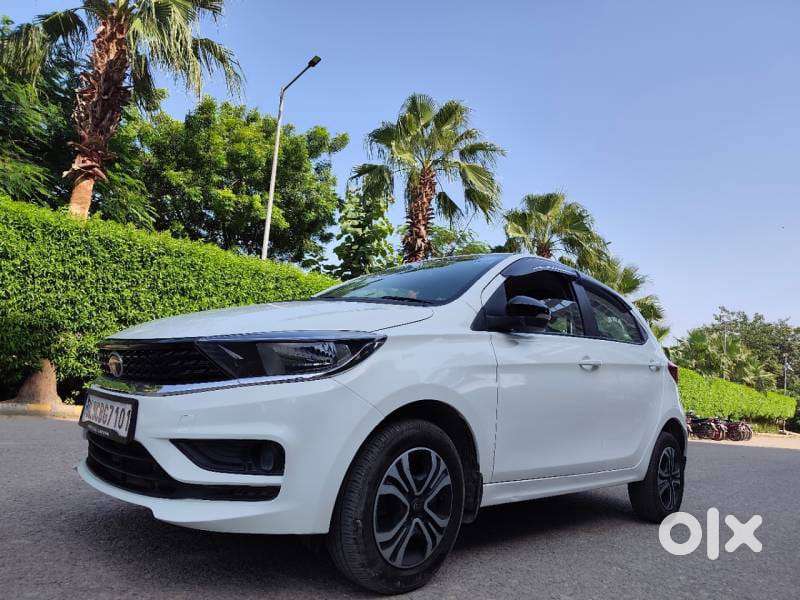 Tata Tiago 1.2 Revotron Xt Cng, 2024, Petrol