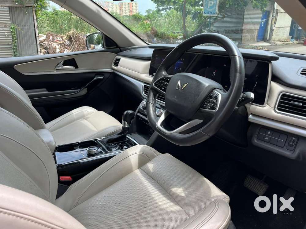 Mahindra Xuv700 Ax7l At 7 Seater Bs-vi Car With Adas