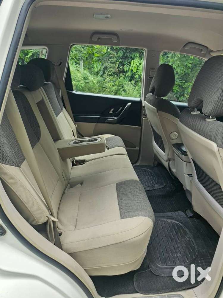 Mahindra Xuv500 At W6 2wd, 2017, Diesel