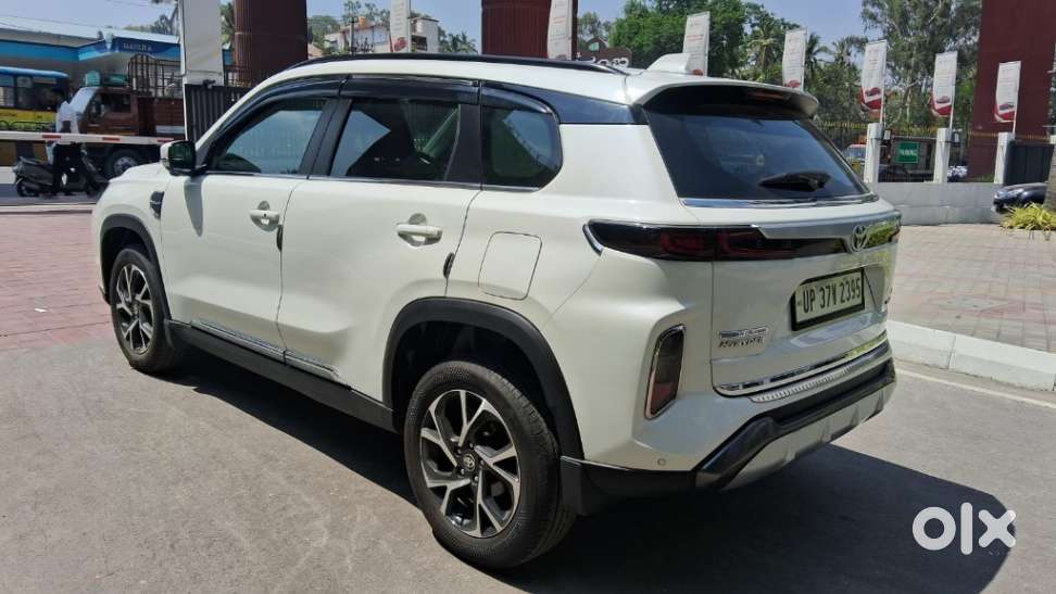 Toyota Urban Cruiser Hyryder 1.5 V Neo Drive, 2023, Petrol