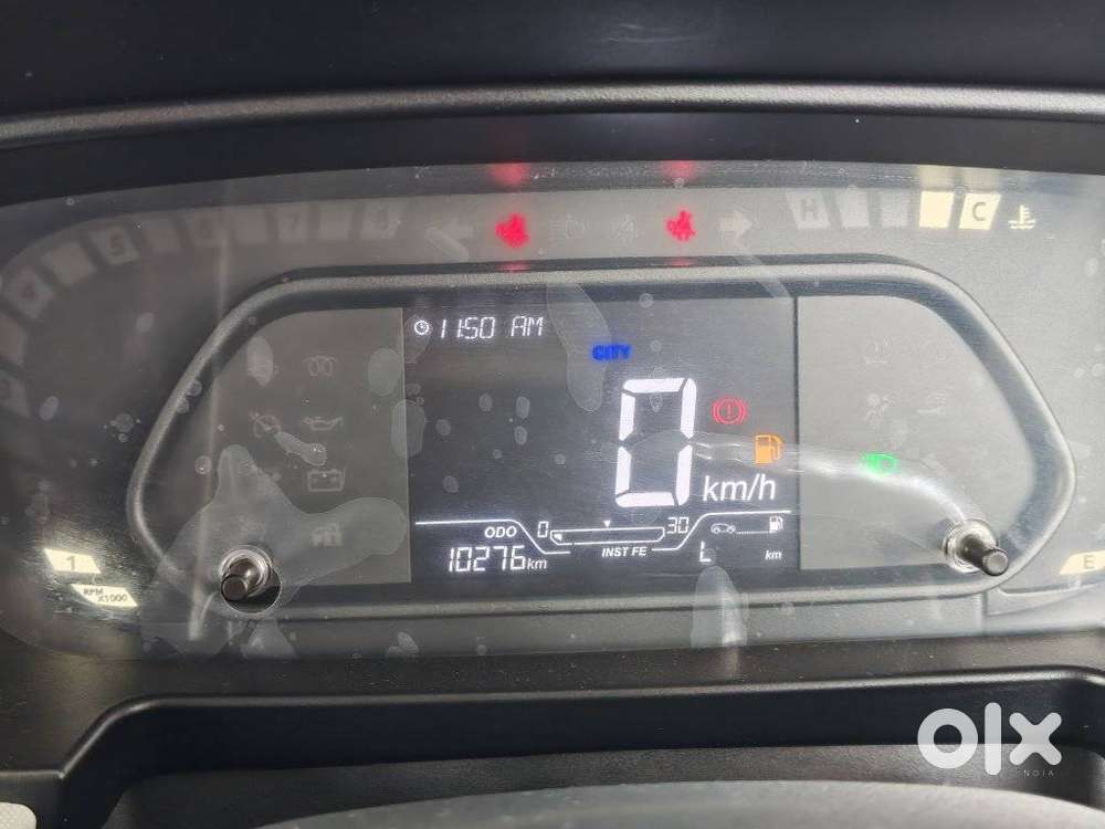 Tata Punch Accomplished, 2025, Petrol
