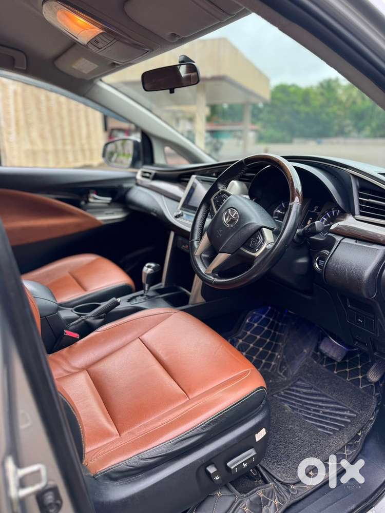 Toyota Innova Crysta Diesel 2017