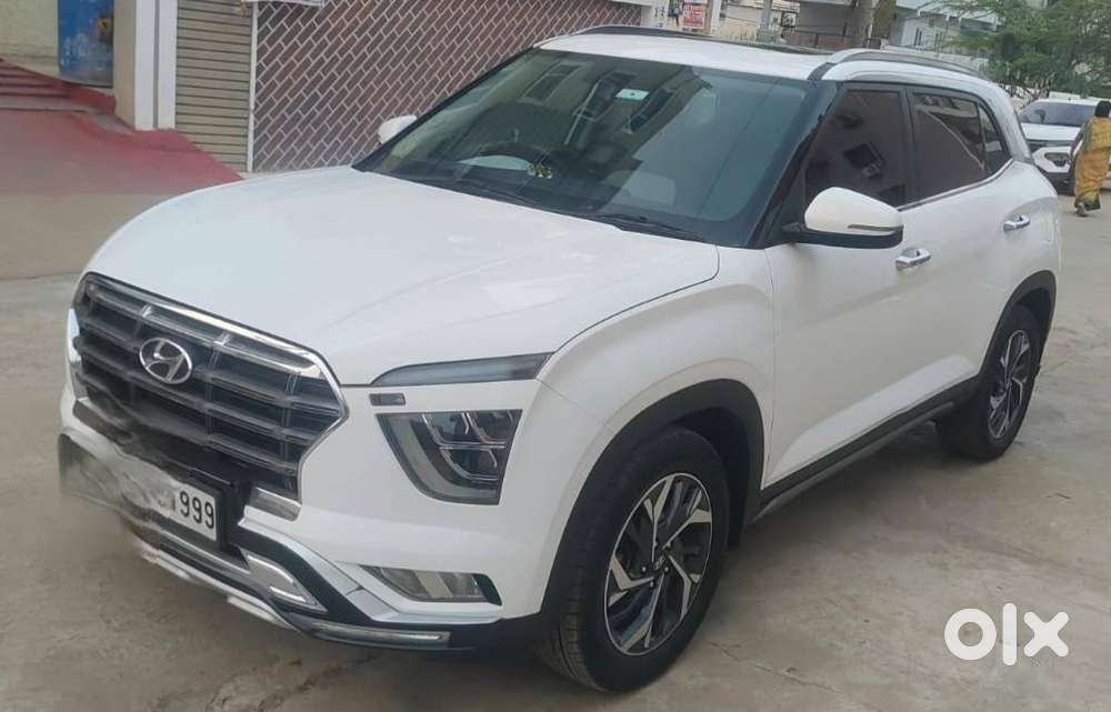 Kia Carens, 2022, Petrol