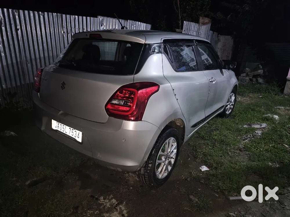 Maruti Suzuki Swift 2023 Zxi  Bank 430000