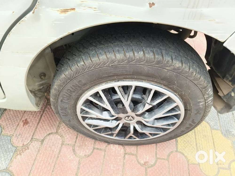 Maruti Suzuki Celerio 1.0 Vxi Amt, 2016, Petrol