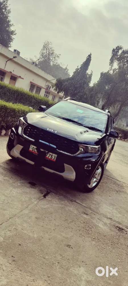 Kia Sonet 2023 Petrol Well Maintained