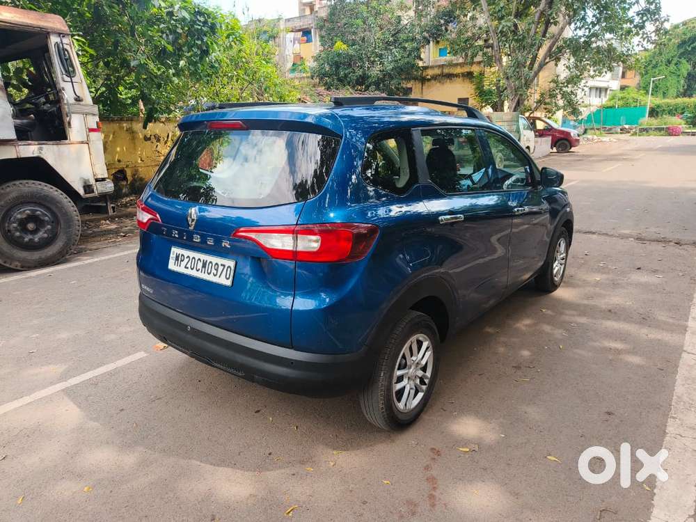 Renault Triber Rxz, 2022, Petrol