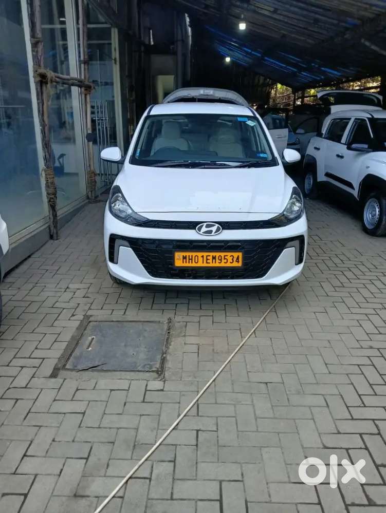 Hyundai Aura  And Wagonr Read Discription