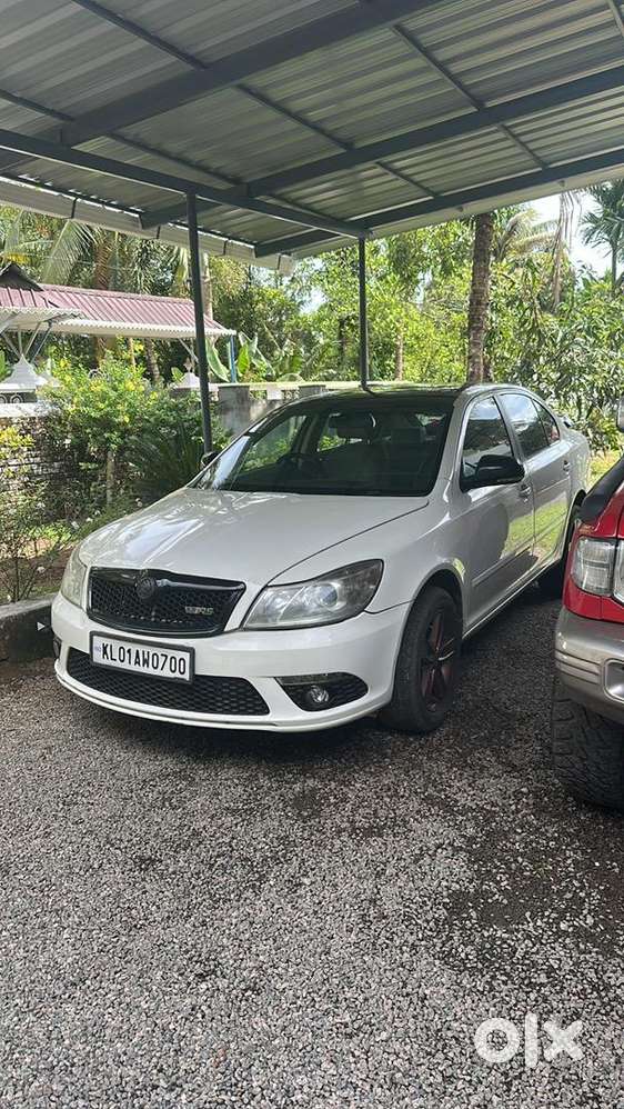 Skoda Laura 2009 1.9 Tdi Automatic With Vrs Body Kit Well Maintained