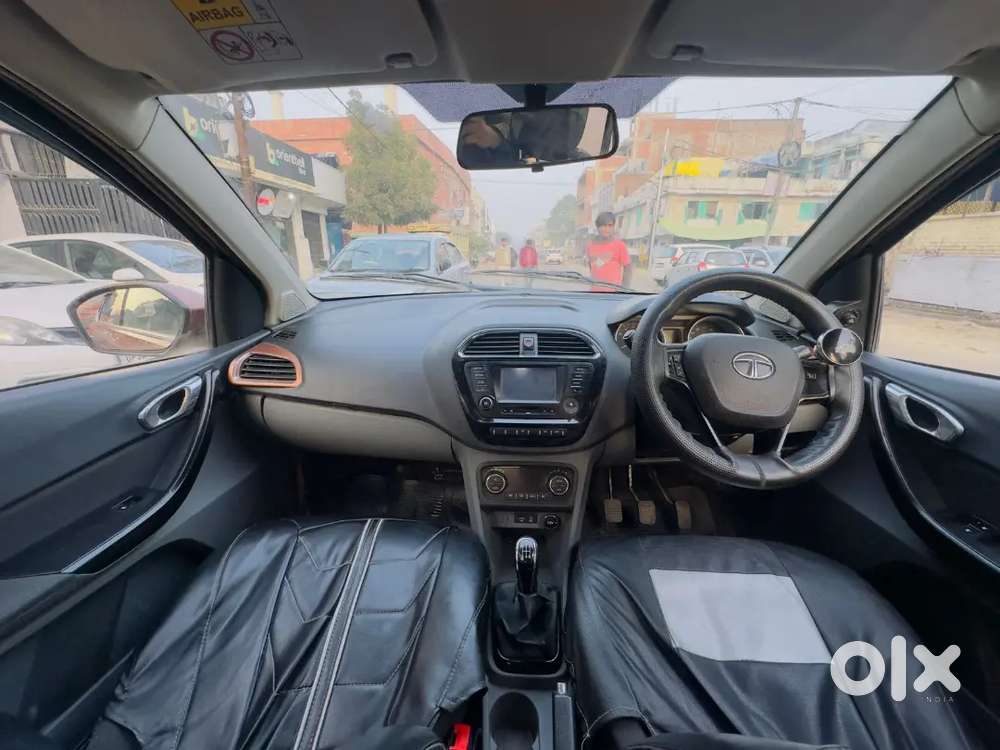 Tata Tigor Petrol 2017 Drive