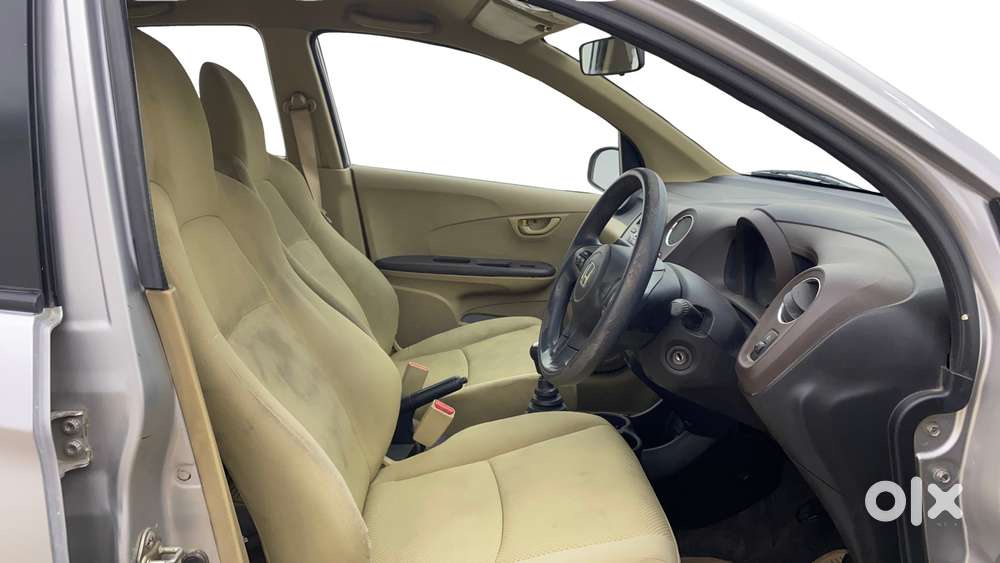 Honda Brio 2011-2013 V Mt, 2012, Petrol