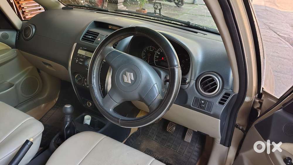 Maruti Suzuki Sx4 Vxi Bsiv, 2010, Petrol