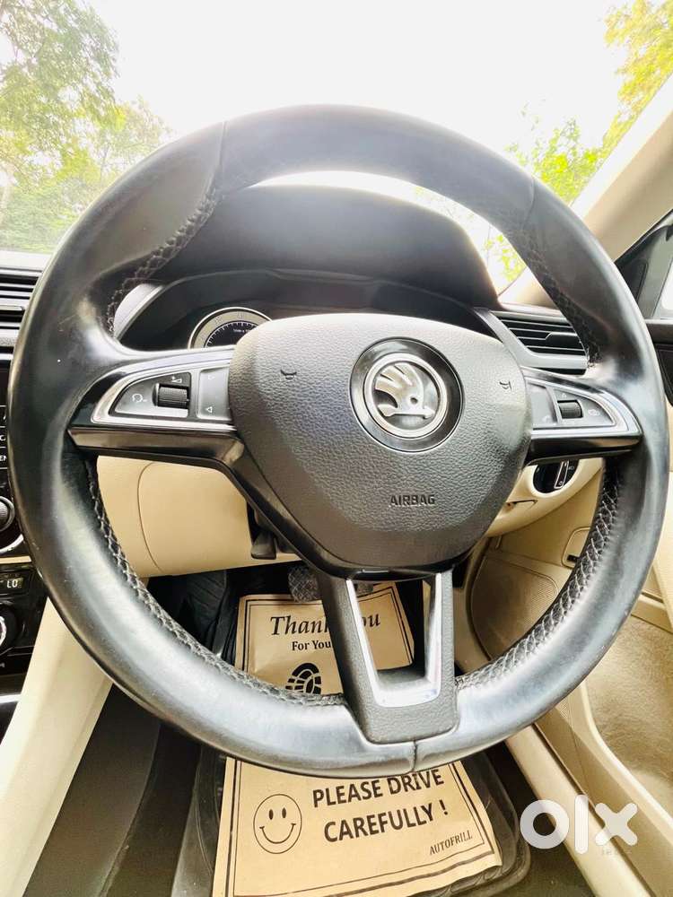 Skoda Superb L&k 1.8 Tsi At, 2019, Petrol