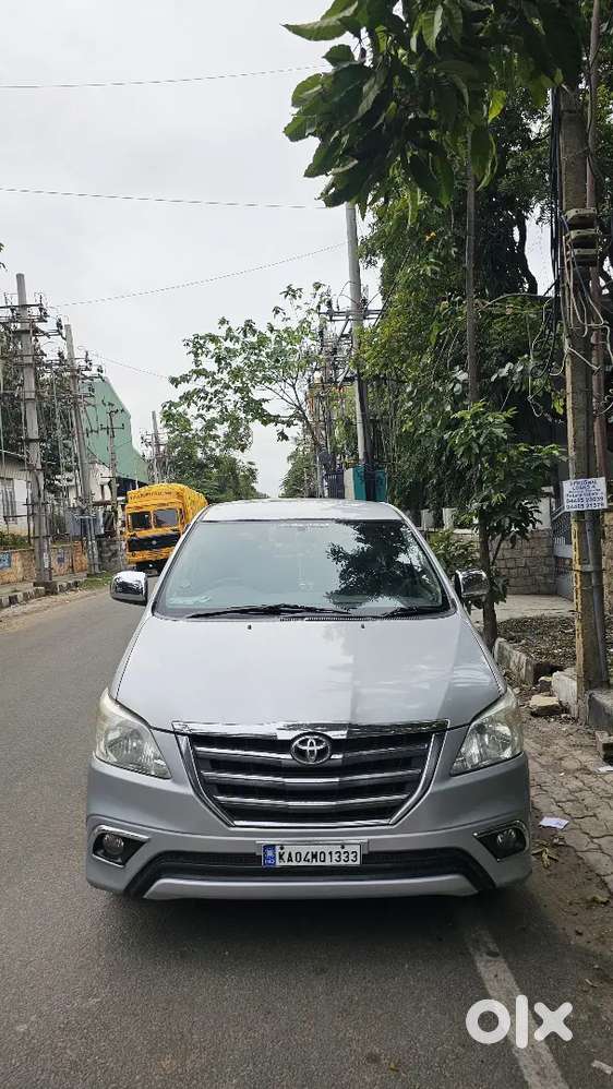 Toyota Innova 2015 V Diesel Pristine Condition