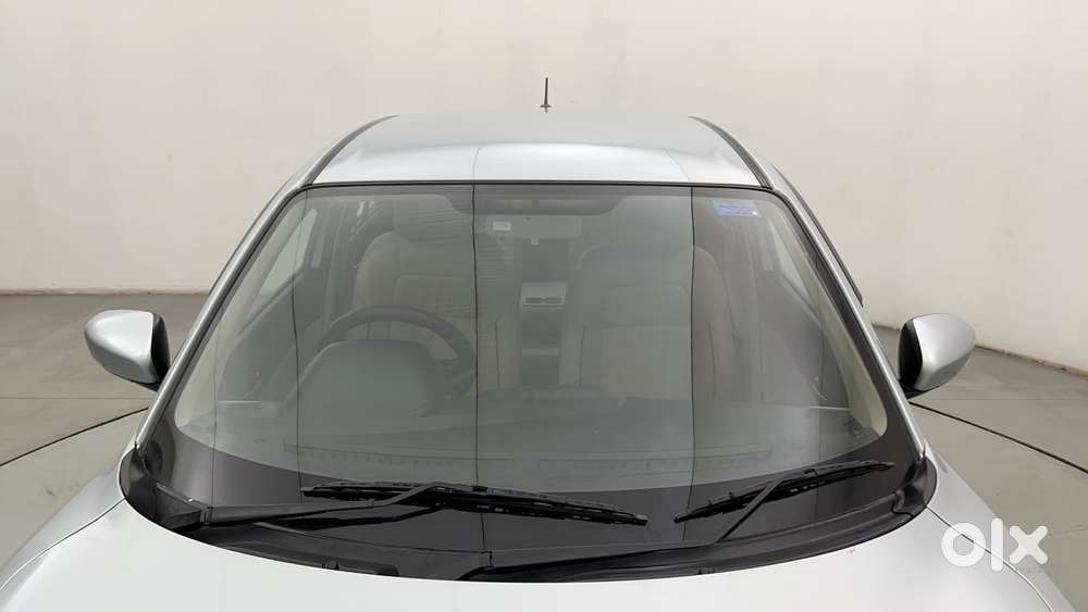 Maruti Suzuki Dzire Vxi Ags, 2024, Petrol