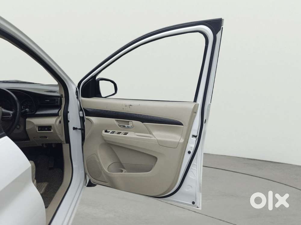 Maruti Suzuki Ertiga Vxi At, 2024, Petrol